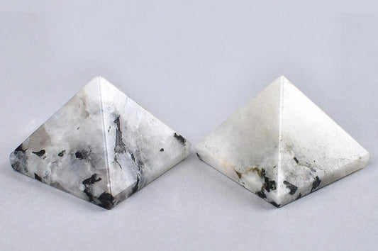 Snowflakes Obsidian Pyramid - Set of 2